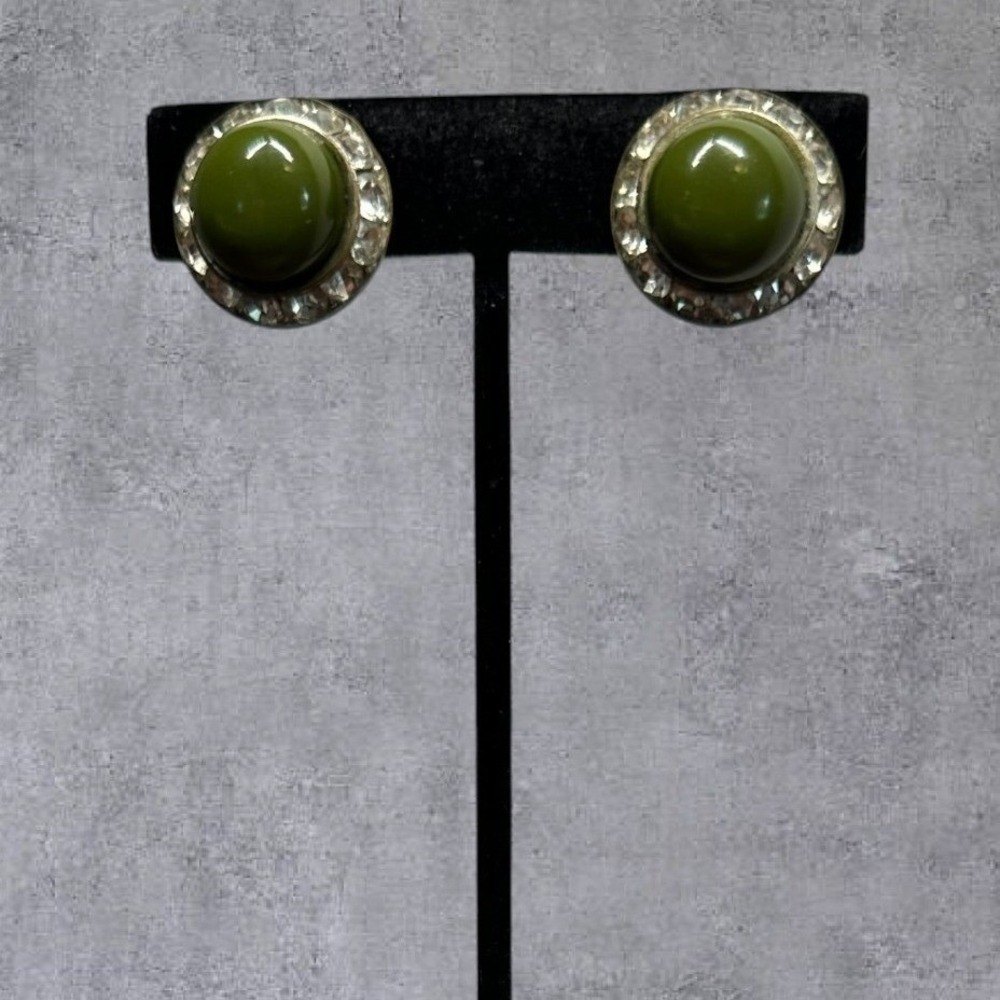 Clip On Earrings Women‎ Green Good Vintage Cabochon Button Round